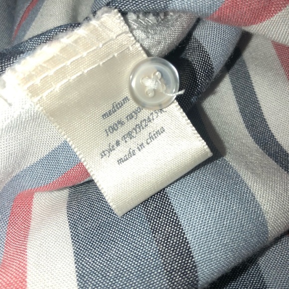 Capped Sleeve red white and blue top - Picture 4 of 7